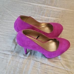 Hot pink pumps